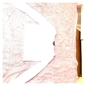 White long sleeved cropped shirt